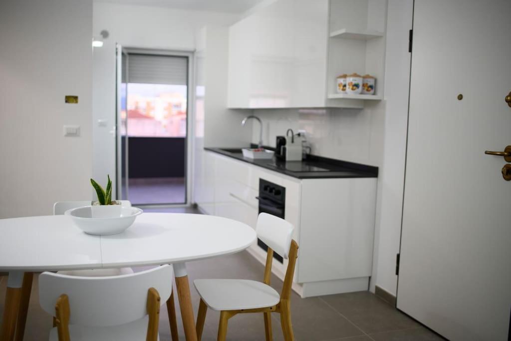 Matilde'S Flat Apartment มิลาซโซ ภายนอก รูปภาพ